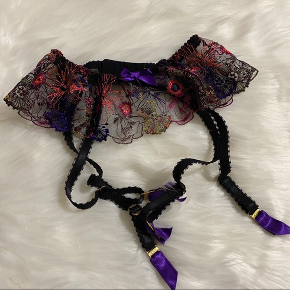 Agent Provocateur Zuri Black Suspender AP2 Small - Picture 6 of 8